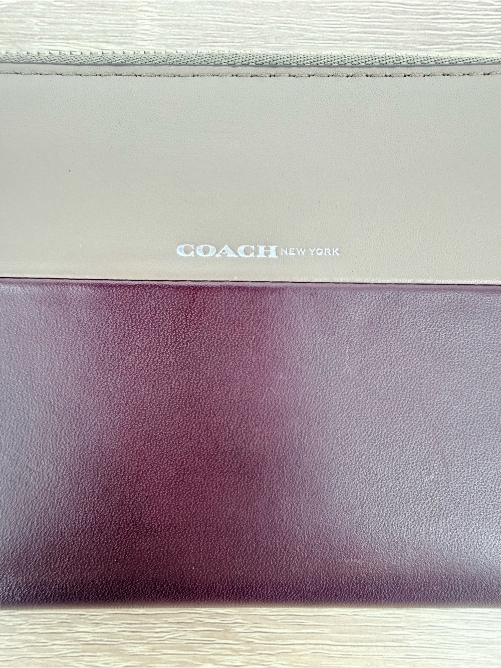 Coach Colorblock Nappa Leather Accordion Zip Around Wallet Taupe Plum Card Case - Picture 3 of 10